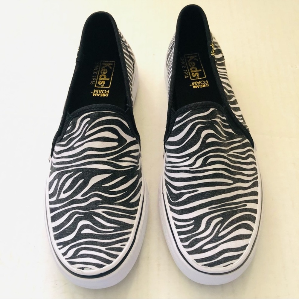 NEW Keds Double Decker slip on sneakers 
Zebra print - black and white size 6